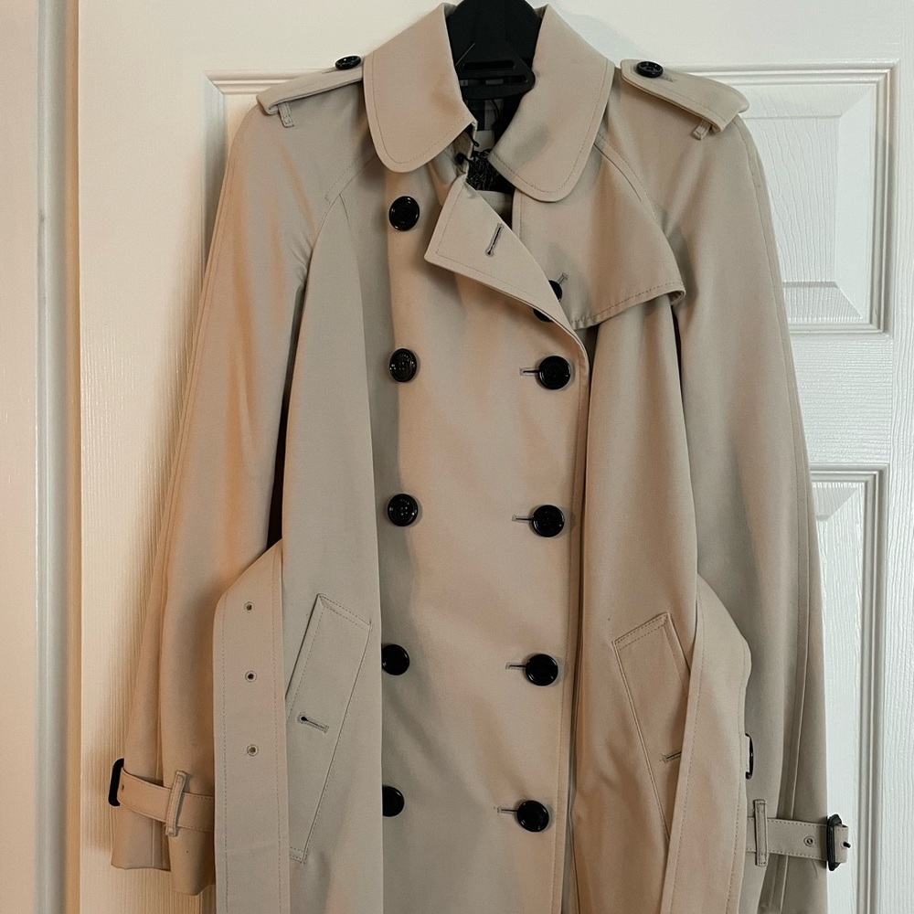 Burberry Trench Coat size 0 US women Mottram